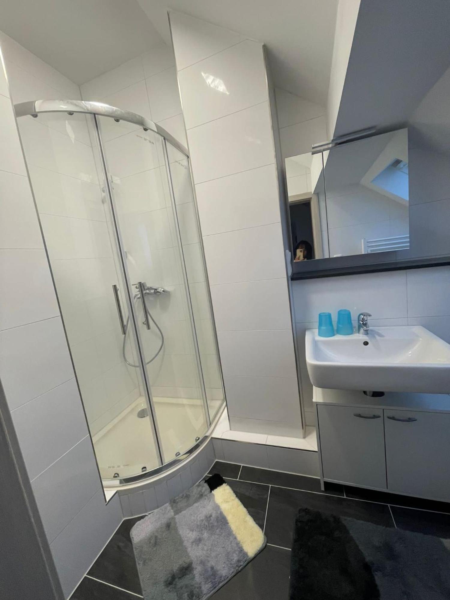 Luis Apartment Ruesselsheim D1 Hassloch  Ngoại thất bức ảnh