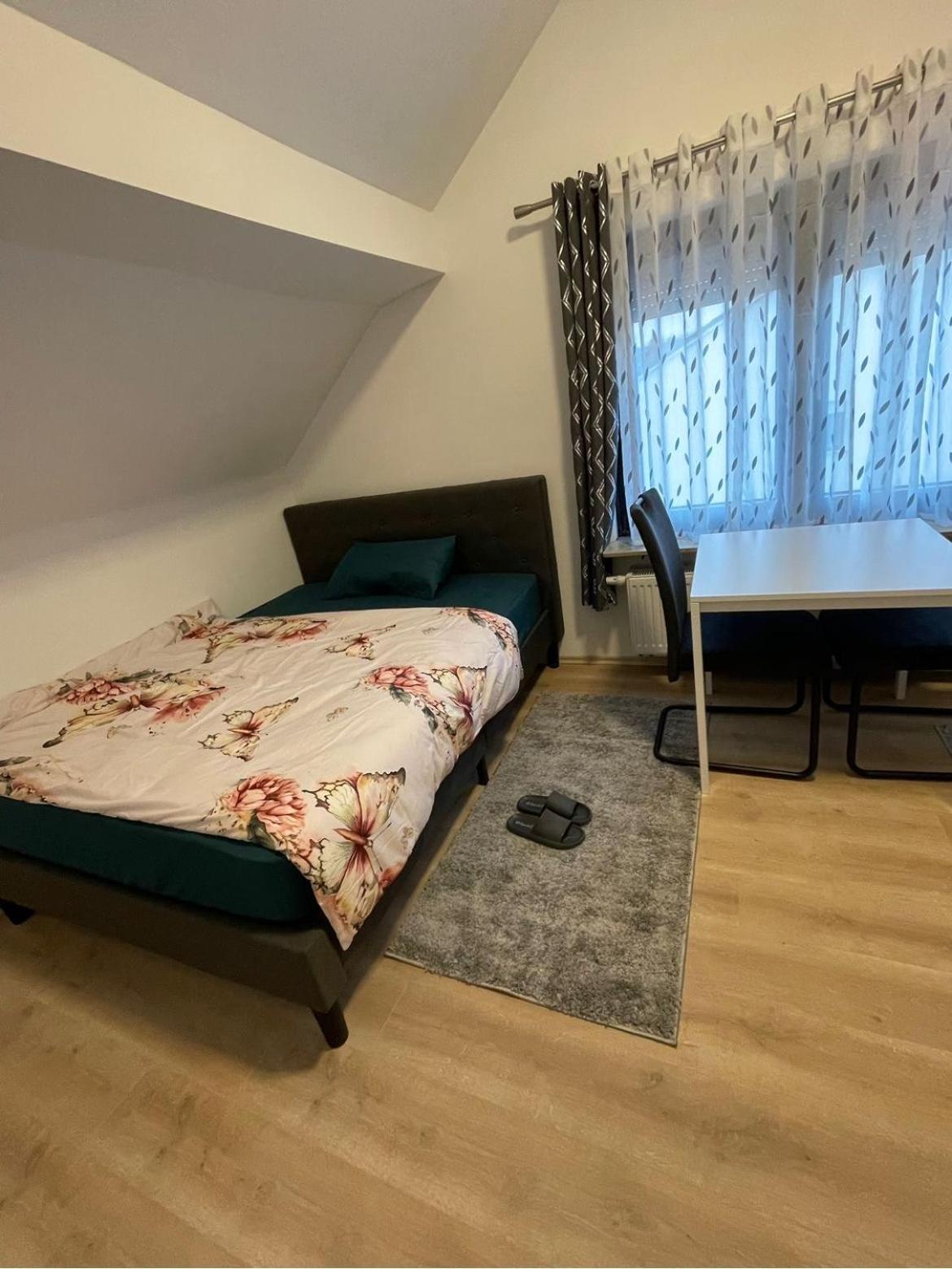 Luis Apartment Ruesselsheim D1 Hassloch  Ngoại thất bức ảnh