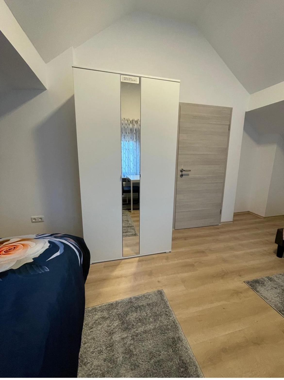 Luis Apartment Ruesselsheim D1 Hassloch  Ngoại thất bức ảnh