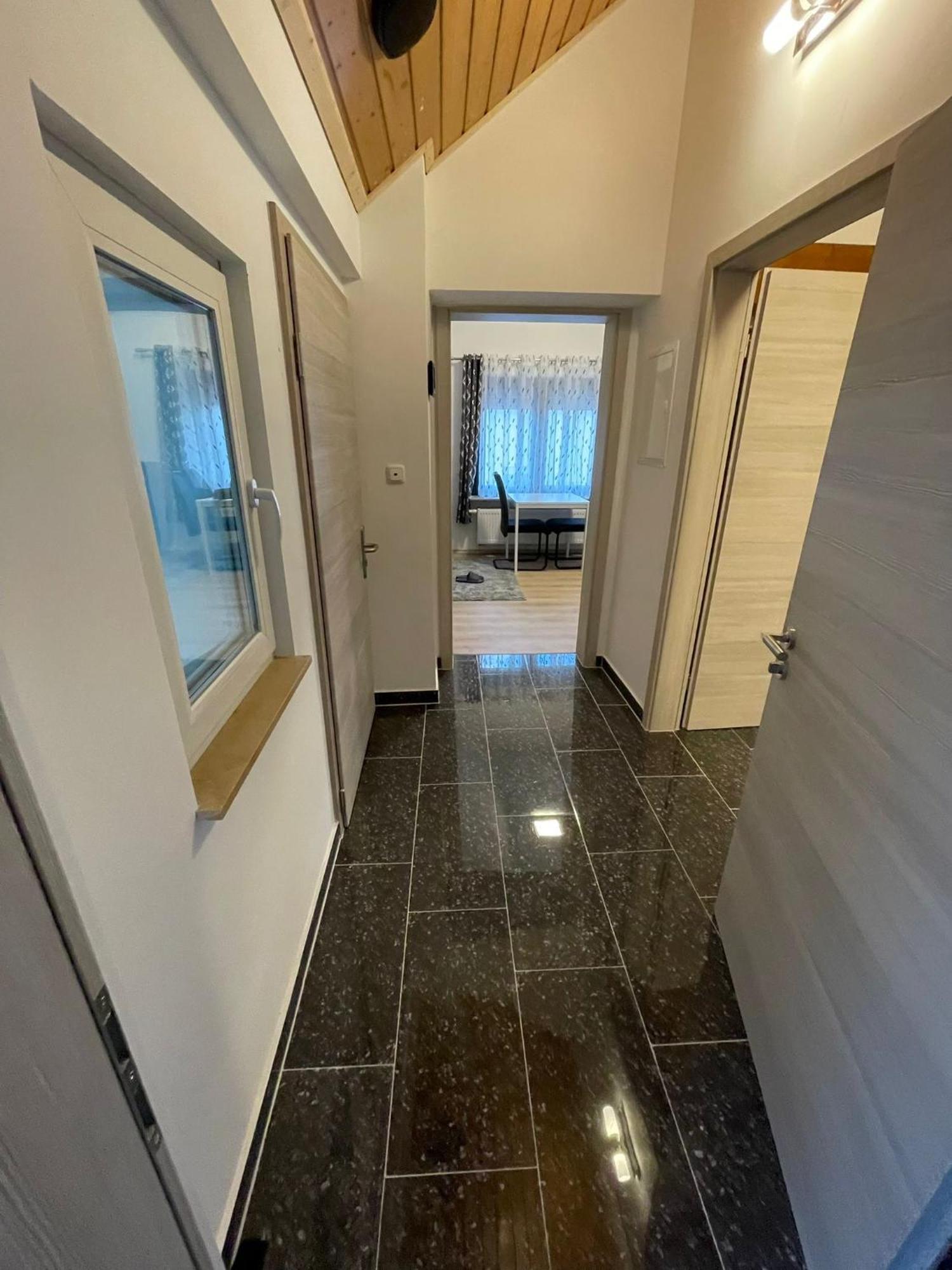 Luis Apartment Ruesselsheim D1 Hassloch  Ngoại thất bức ảnh